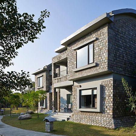 Club Mahindra Corbett Hotel Dhikuli Exterior photo