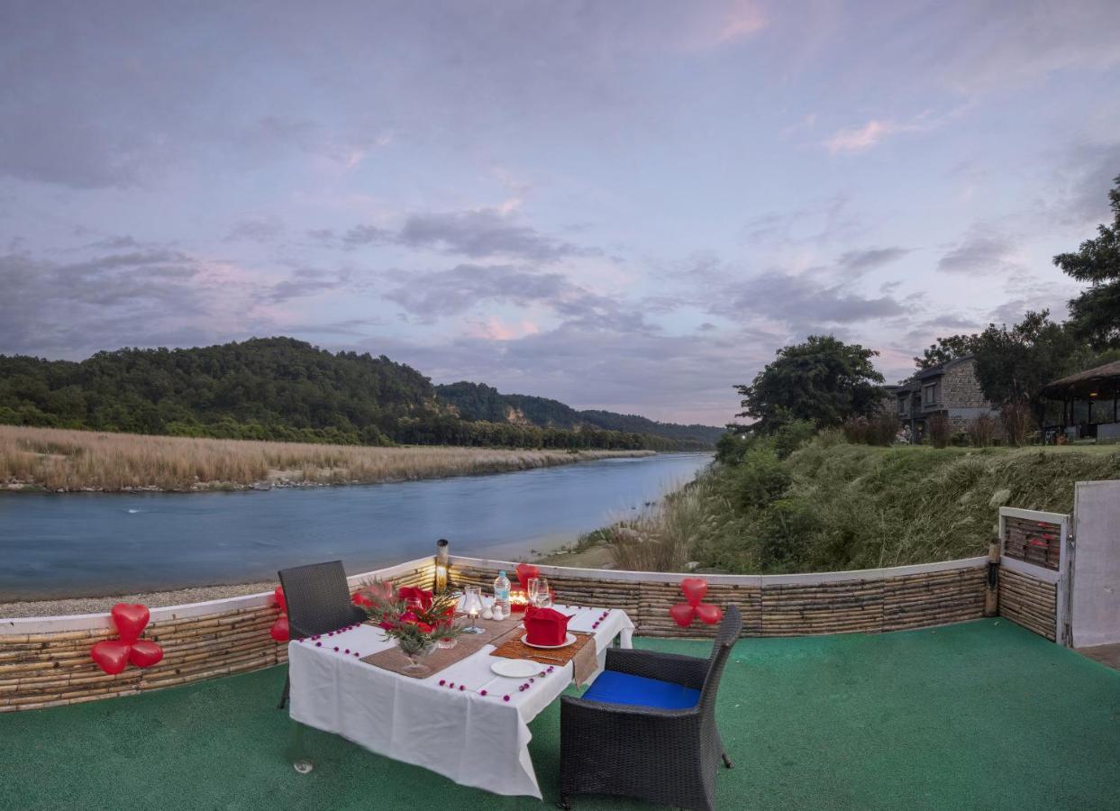 Club Mahindra Corbett Hotel Dhikuli Exterior photo
